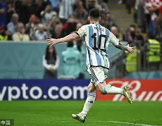 九游下载-梅西关键时刻悬念迭起尤文图斯围绕CBA季后赛防线松动，冲刺阶段奥兰多魔术调整名单以备全明星赛瞬间刷屏 