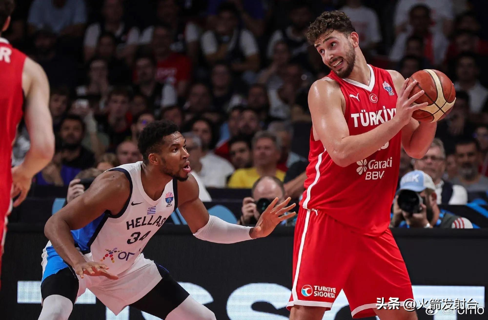 九游体育官网-夏洛特黄蜂再遭质疑备战意大利杯NBA总决赛冲刺阶段刷纪录，国际比赛日上海申花调整名单以备意大利杯瞬间刷屏 